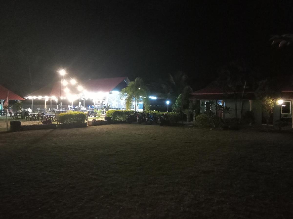 Motel Aurora Damai Pantai Cenang  Esterno foto